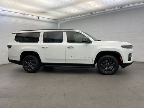 New 2026 Jeep Grand Wagoneer L Limited image 2