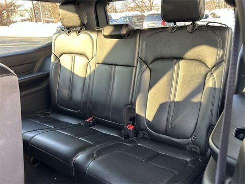 Used 2023 Jeep Wagoneer 4WD image 24