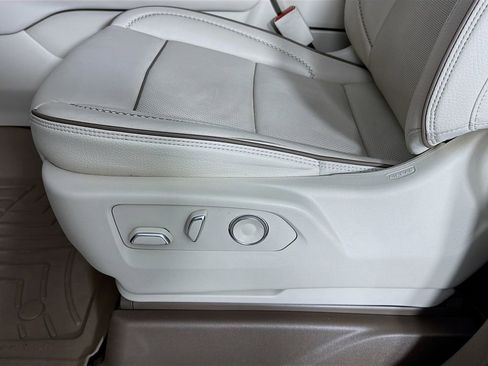 Used 2023 GMC Yukon XL Denali w/ Denali Reserve Package image 23