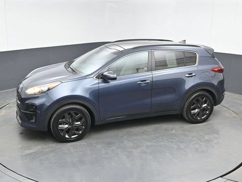 Used 2022 Kia Sportage Nightfall Edition FWD image 34