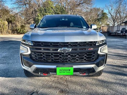 Used 2023 Chevrolet Suburban Z71 w/ Luxury Package image 30