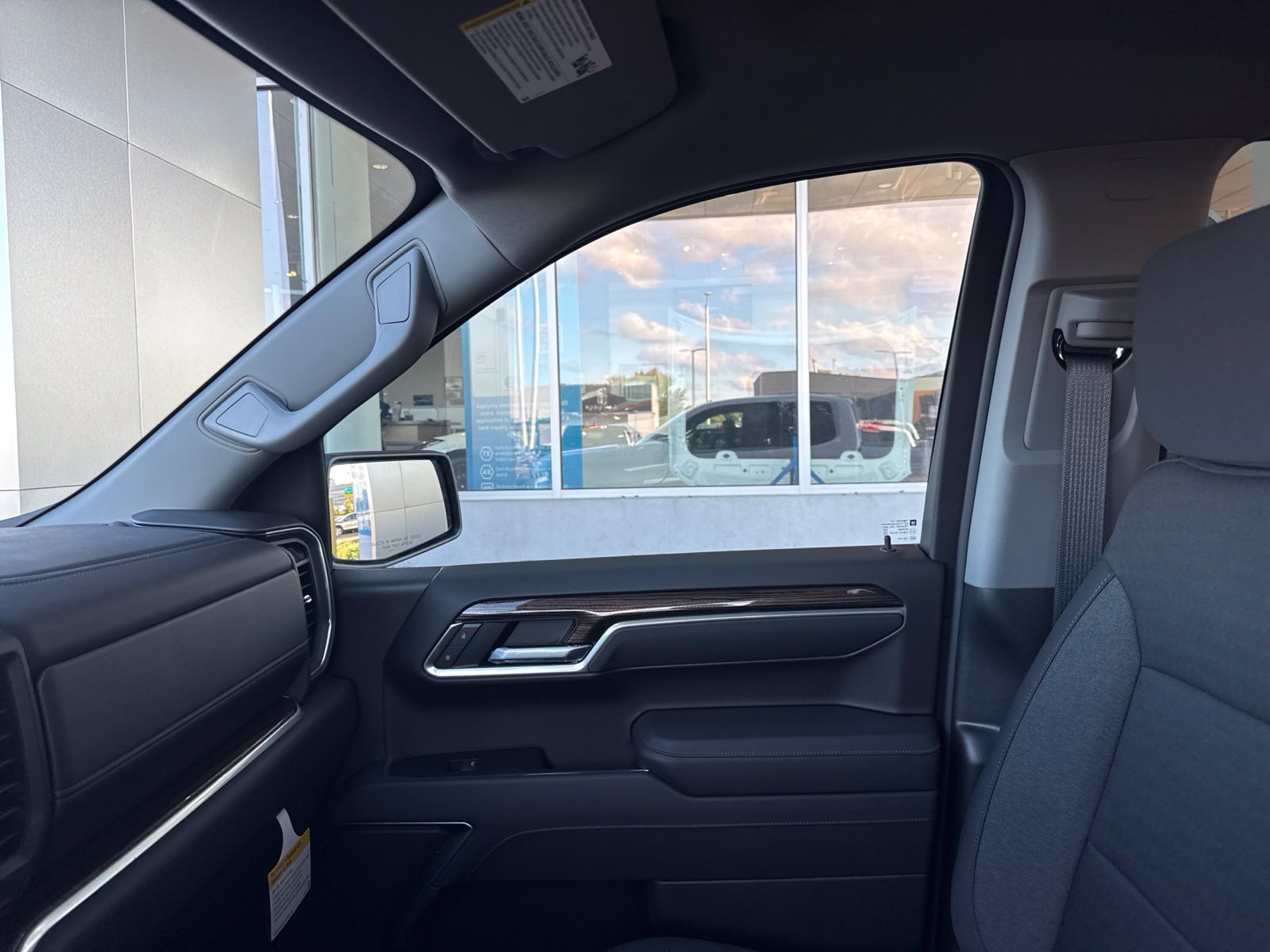 New 2026 Chevrolet Silverado 1500 RST w/ RST Select Package AWD/4WD image 22