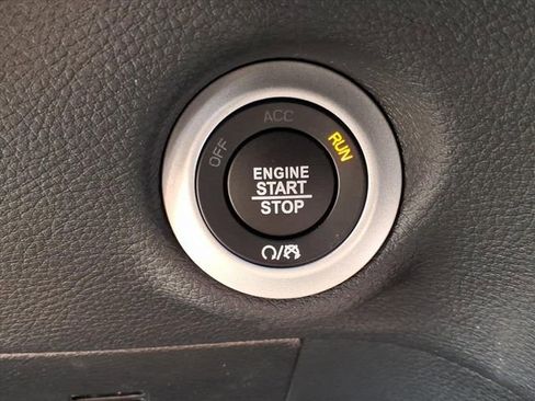 New 2026 Chrysler Pacifica Select w/ S Appearance Package image 20