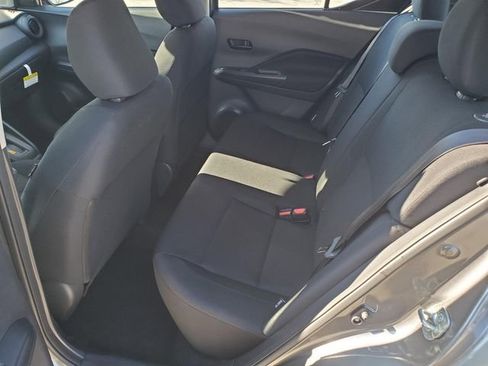 Certified 2025 Nissan Kicks Play S image 11