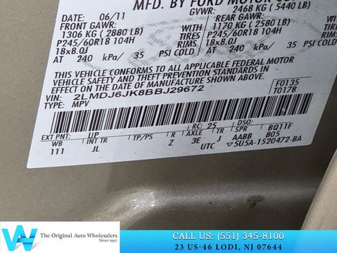 Used 2011 Lincoln MKX 2WD image 25