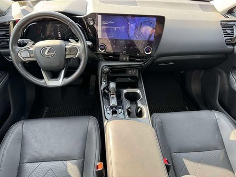 Used 2023 Lexus NX 350h AWD w/ Vision Package image 18