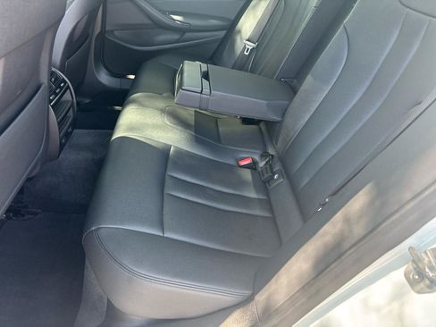 Used 2019 BMW 530i RWD image 29
