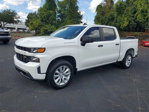 Certified 2022 Chevrolet Silverado 1500 Custom image 3