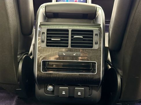 Used 2019 Land Rover Range Rover Sport HSE image 32