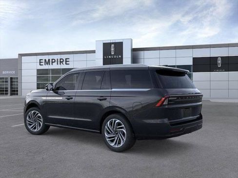 New 2026 Lincoln Navigator Reserve AWD/4WD image 4