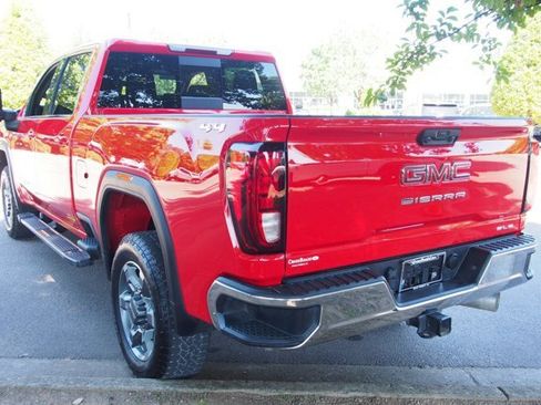Used 2025 GMC Sierra 2500 SLE AWD/4WD image 5