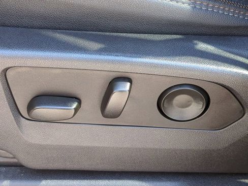 Used 2023 Chevrolet Silverado 1500 High Country w/ Technology Package image 20