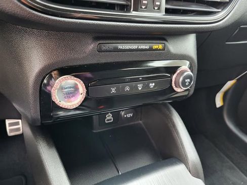 Used 2024 Ford Escape ST-Line Select w/ Tech Pack #1 AWD/4WD image 9