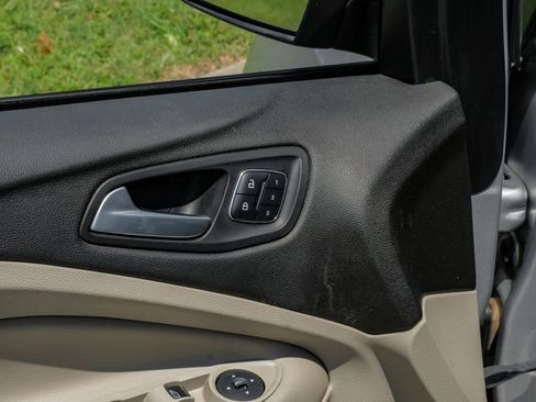 Used 2015 Ford Escape Titanium FWD image 49
