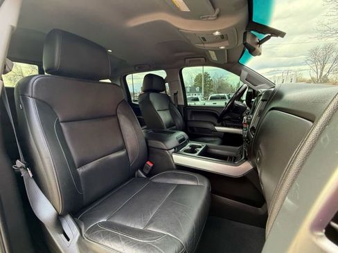 Used 2019 Chevrolet Silverado 2500 LTZ w/ Duramax Plus Package image 4