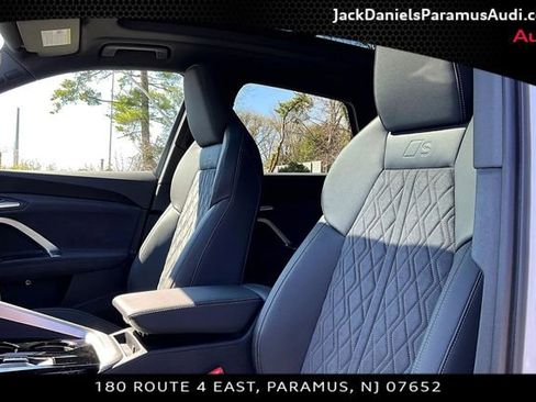 New 2026 Audi SQ5 Premium Plus AWD/4WD image 9