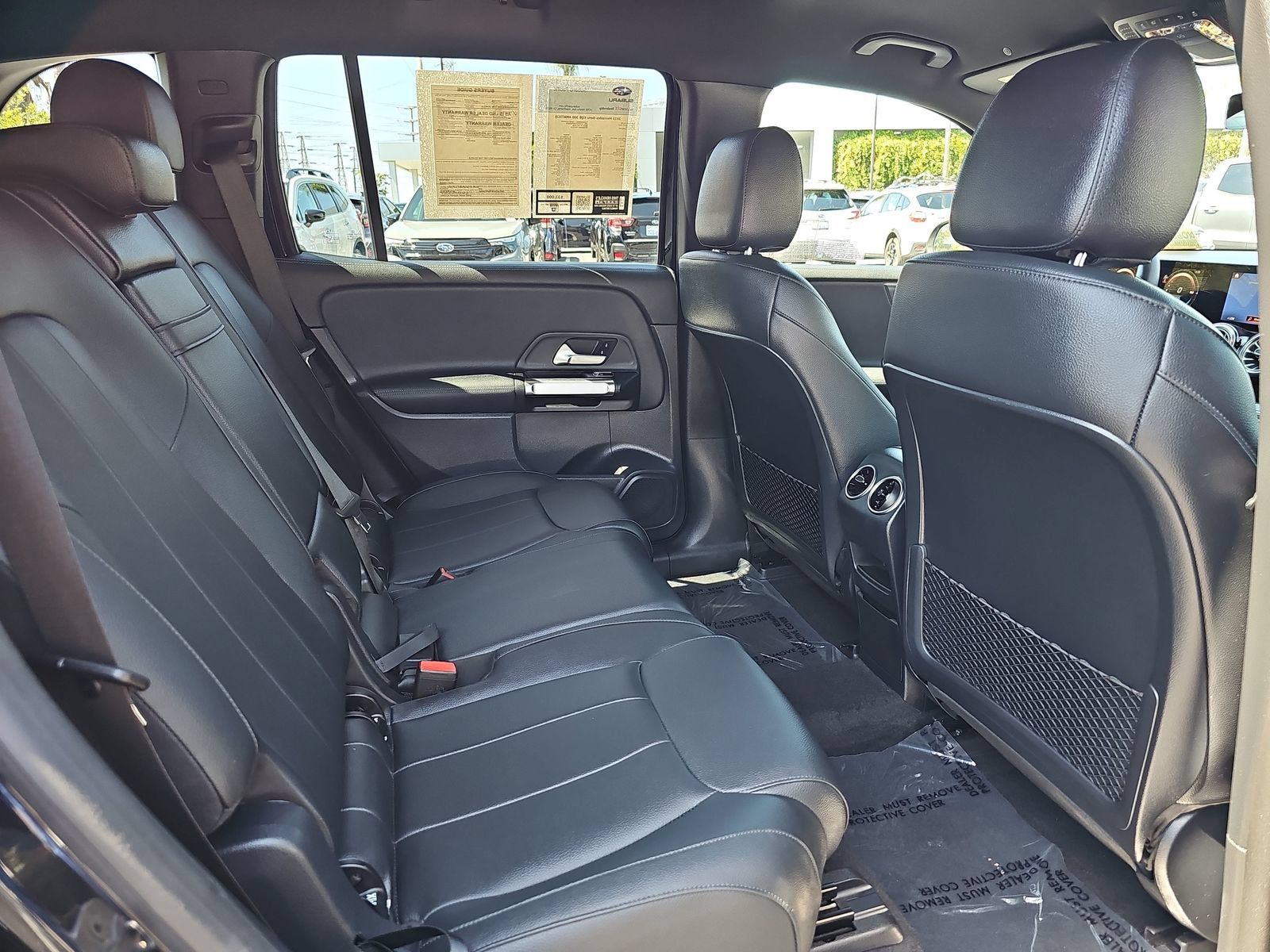 Used 2023 Mercedes-Benz EQB 300 4MATIC image 11