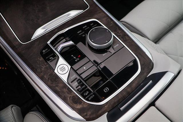 Used 2024 BMW X5 xDrive40i w/ Premium Package AWD/4WD image 20