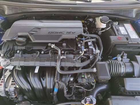 Used 2024 Hyundai Elantra SEL FWD image 21