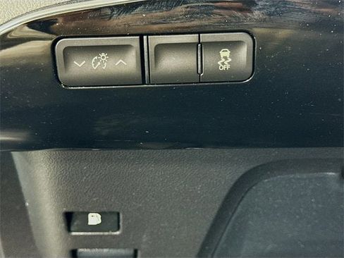 Certified 2016 Toyota Prius Two image 10