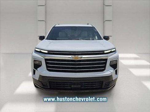 New 2026 Chevrolet Traverse High Country FWD image 8