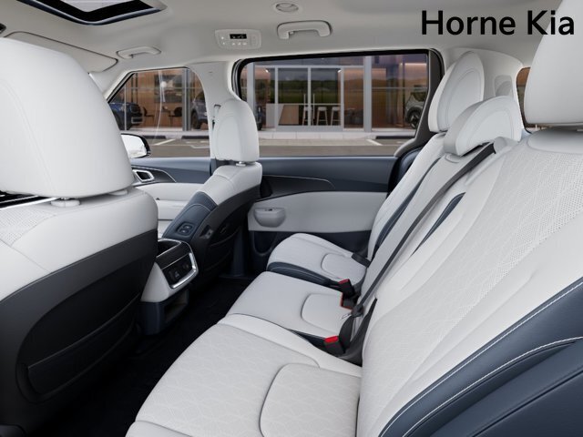 New 2026 Kia Carnival SX w/ SX Dark Edition Package FWD image 18