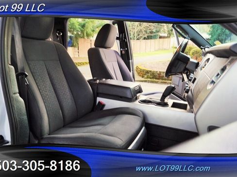 Used 2017 Ford Expedition XLT AWD/4WD image 20