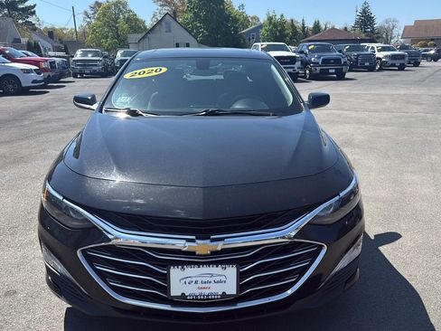 Used 2020 Chevrolet Malibu LT FWD image 2