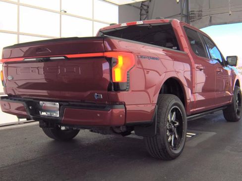 Used 2023 Ford F150 Lightning Platinum image 4