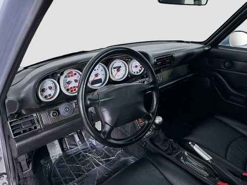 Used 1996 Porsche 911 Turbo image 4
