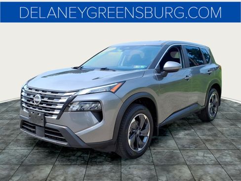 Used 2025 Nissan Rogue SV AWD/4WD image 7