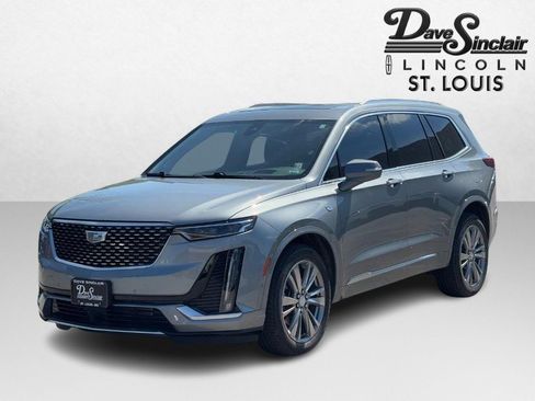 Used 2023 Cadillac XT6 Premium Luxury w/ Technology Package AWD/4WD image 7