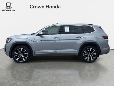Used 2024 Volkswagen Atlas SEL Premium R-Line AWD/4WD image 2