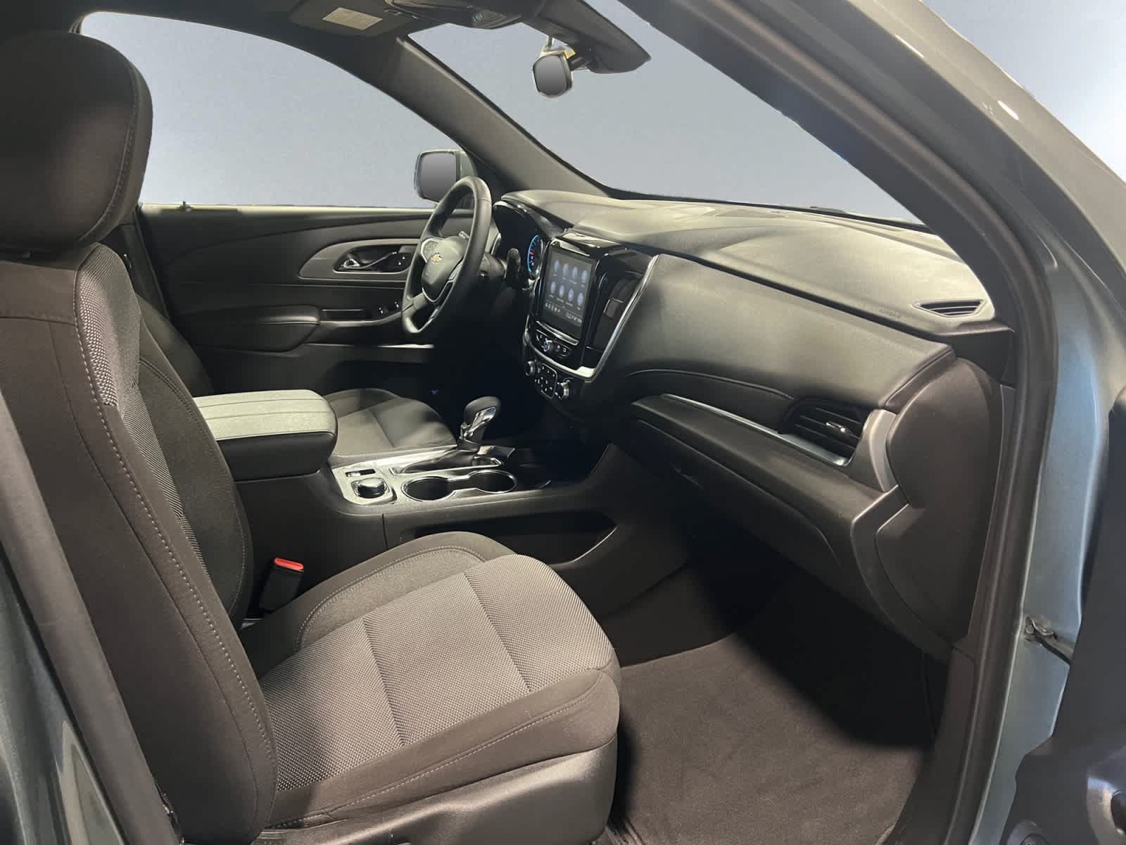 Used 2023 Chevrolet Traverse LT AWD/4WD image 20