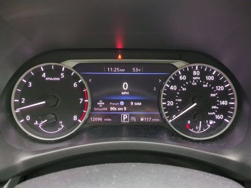 Used 2025 Nissan Sentra SR FWD image 25