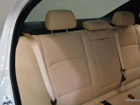Used 2014 BMW 528i Sedan RWD image 28