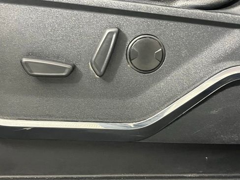 Used 2023 Ford F150 Lariat image 24