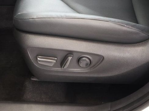 Certified 2025 Toyota Grand Highlander AWD Hybrid image 13