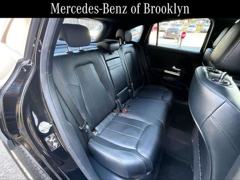 Certified 2023 Mercedes-Benz GLA 250 4MATIC image 19