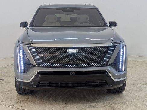 New 2026 Cadillac Vistiq Luxury image 6