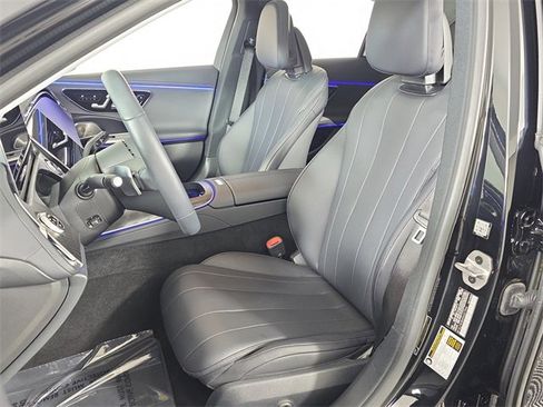 Used 2024 Mercedes-Benz E 350 4MATIC Sedan image 14