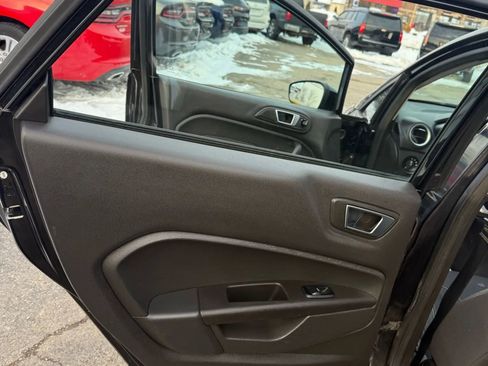 Used 2014 Ford Fiesta SE w/ Equipment Group 201A image 15