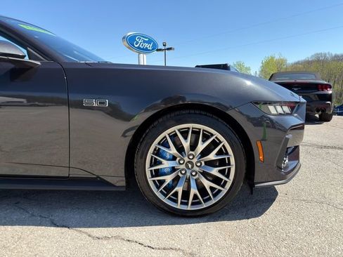Used 2024 Ford Mustang GT Premium RWD image 9