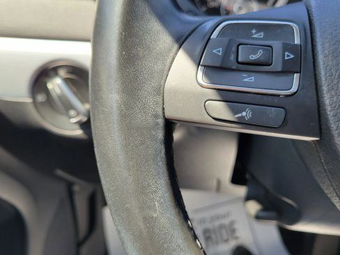 Used 2014 Volkswagen Jetta SEL Premium image 22