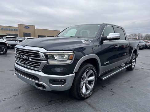 Used 2019 RAM 1500 Laramie image 2