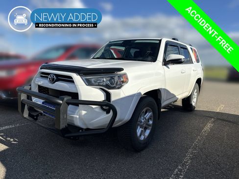 Used 2023 Toyota 4Runner SR5 Premium w/ Moonroof Package AWD/4WD image 1