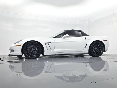 Used 2012 Chevrolet Corvette Grand Sport RWD image 30