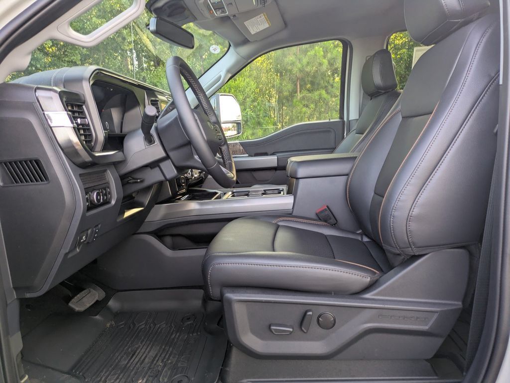 New 2026 Ford F350 Lariat AWD/4WD image 12