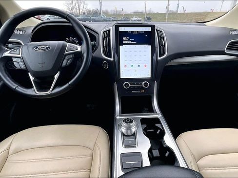 Certified 2022 Ford Edge SEL w/ Convenience Package AWD/4WD image 15