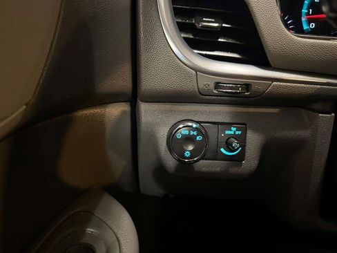 Used 2016 Chevrolet Traverse LS image 17